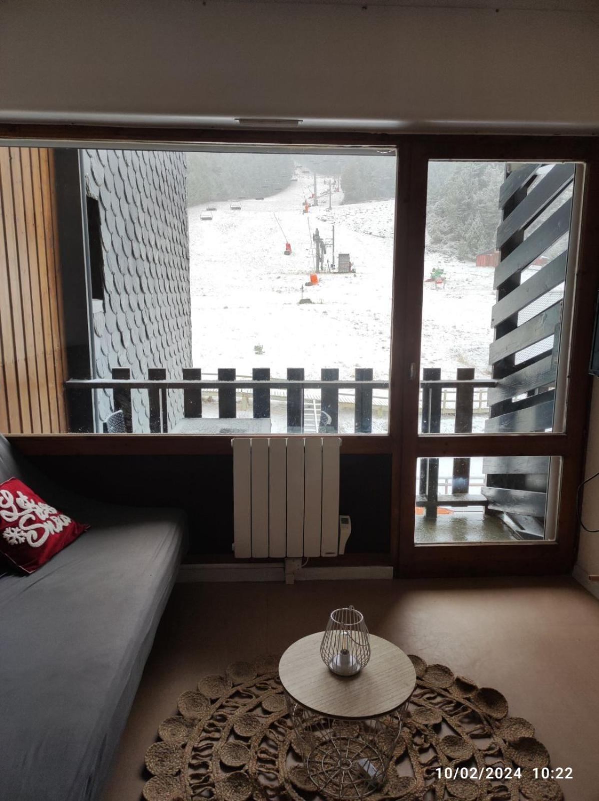 Studio 4 Places Vue Sur Les Pistes Station De Puyvalador Apartment Luaran gambar